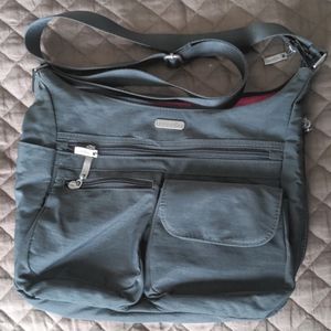 Baggallini crossbody bag